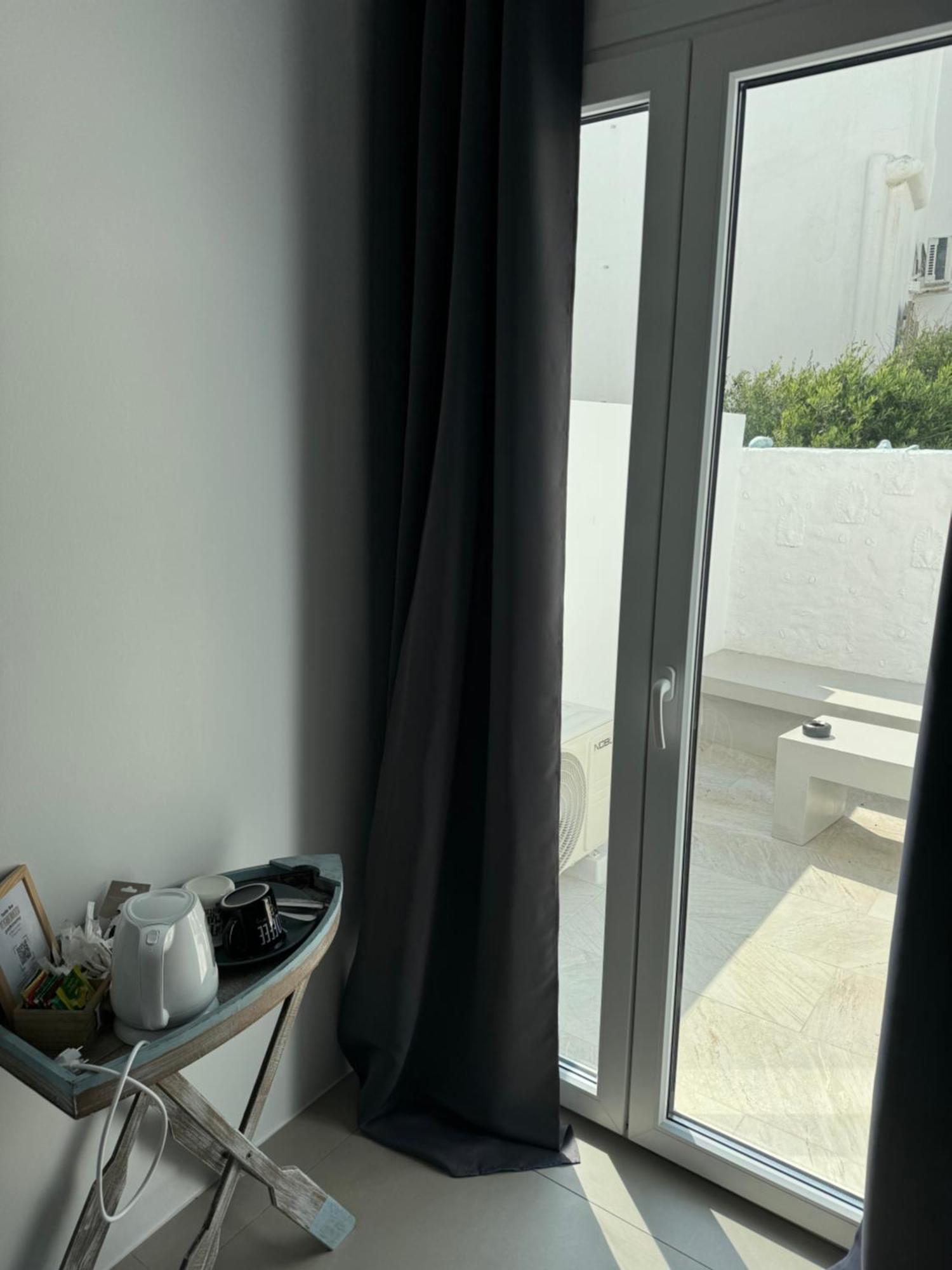 Madaky Hotel Naoussa Esterno foto